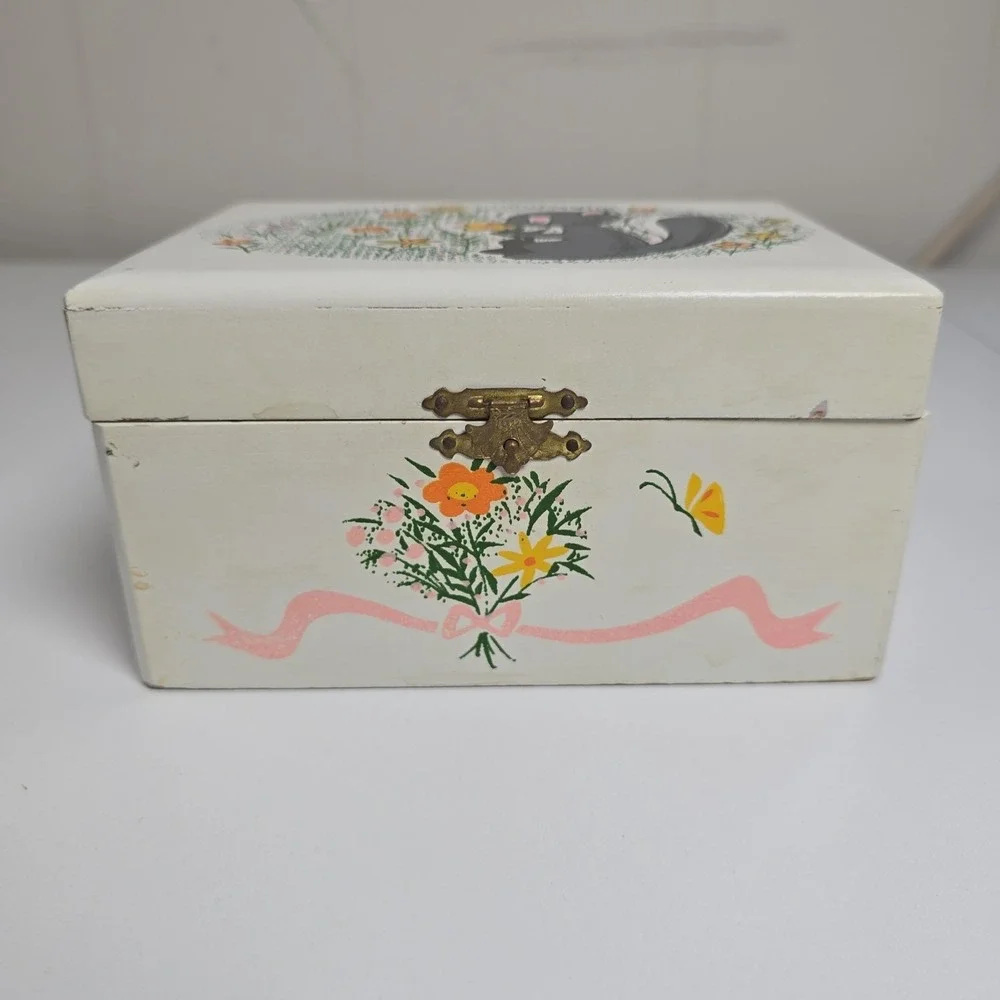 N/A vintage ballerina